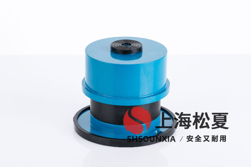 風冷式工業冷水機安裝ZTA-480彈簧減振墊.jpg
